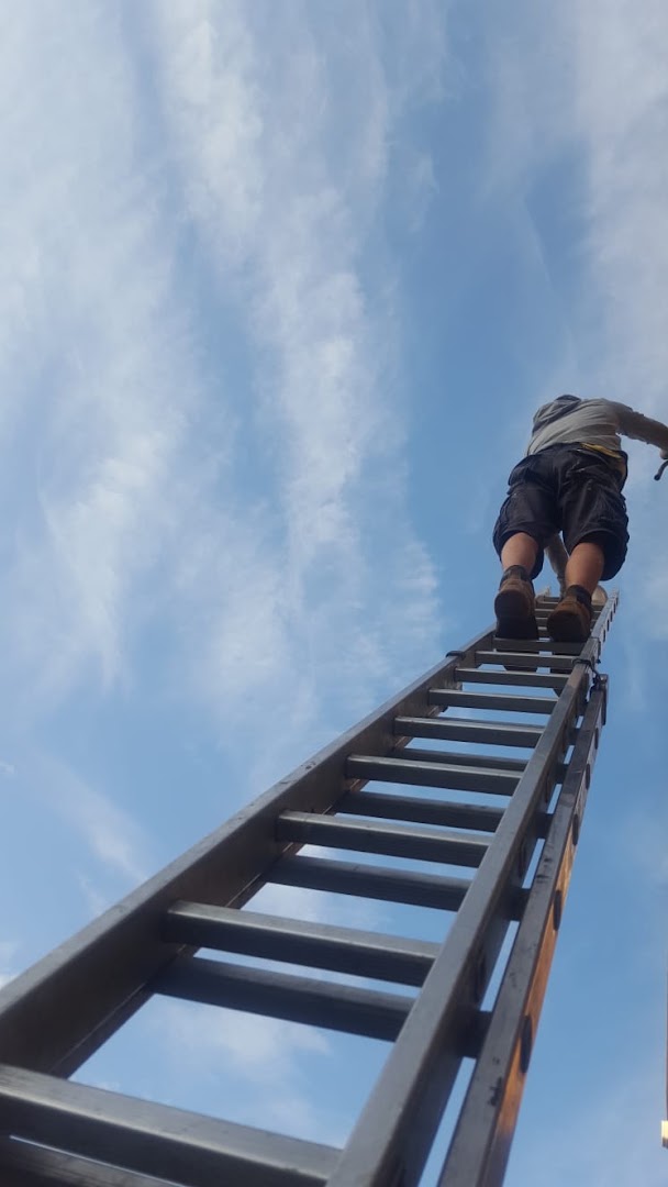Above and Beyond Roofing and Guttering — Photos 2